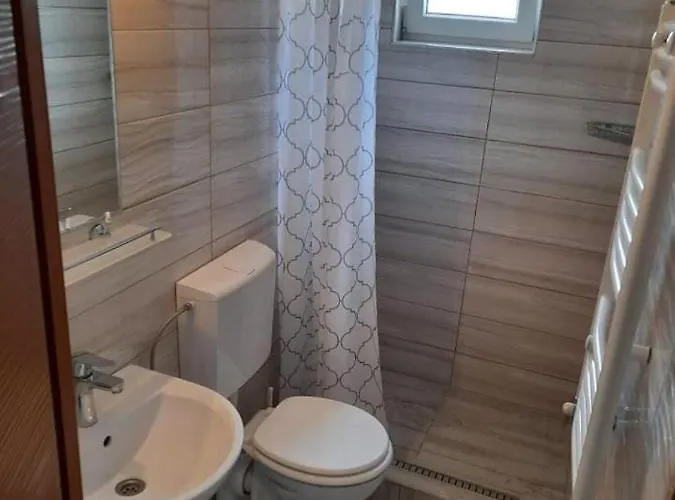 Fiesta 3* ميسكولك